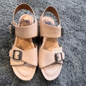 Sofft Women's Sandals, tan